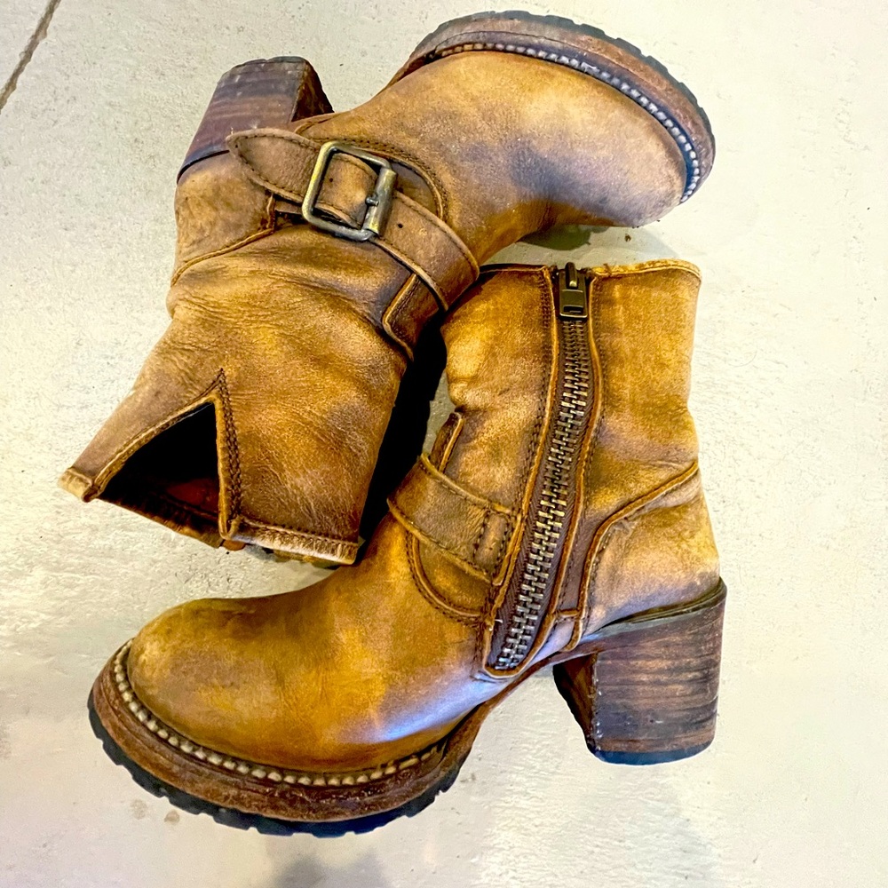 Freebird discontinued boots, brown leather